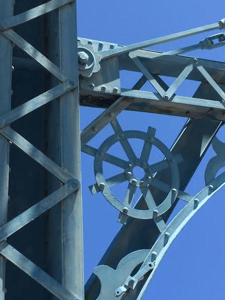 Walnut Street Bridge